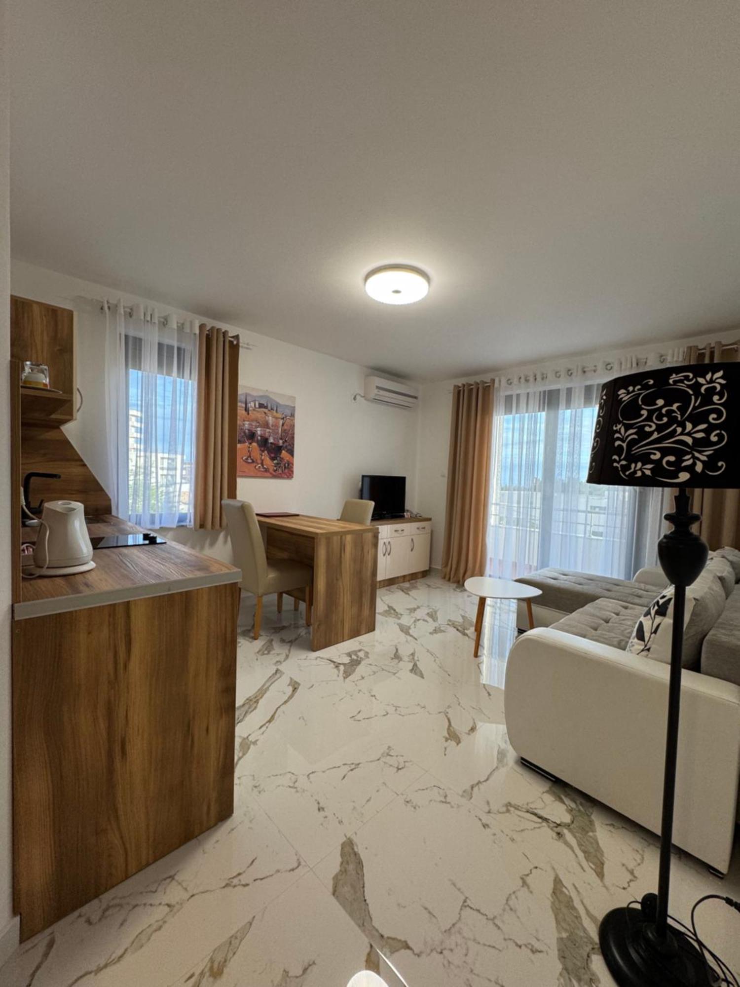 Hotel Freiburg Ülgün Dış mekan fotoğraf
